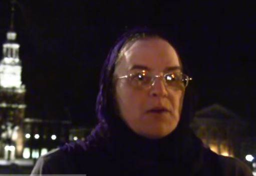Small, Hijab-Wearing Protest Group at Dartmouth Criticize Trump’s Refugee Executive Order